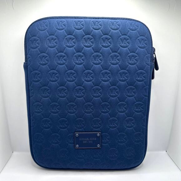 MICHAEL KORS est 1981 Blue Tablet Cover - Picture 9 of 9